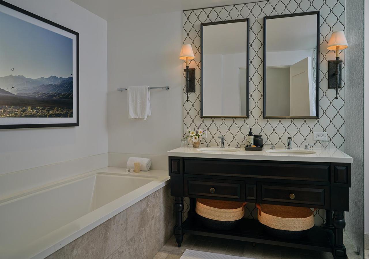 Valley 5* Ojai